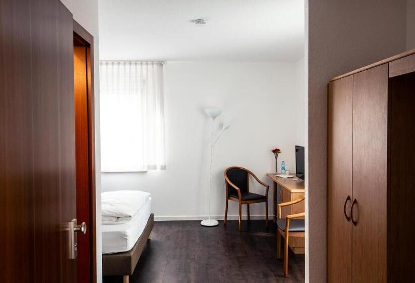 Hotel Am Schillerplatz