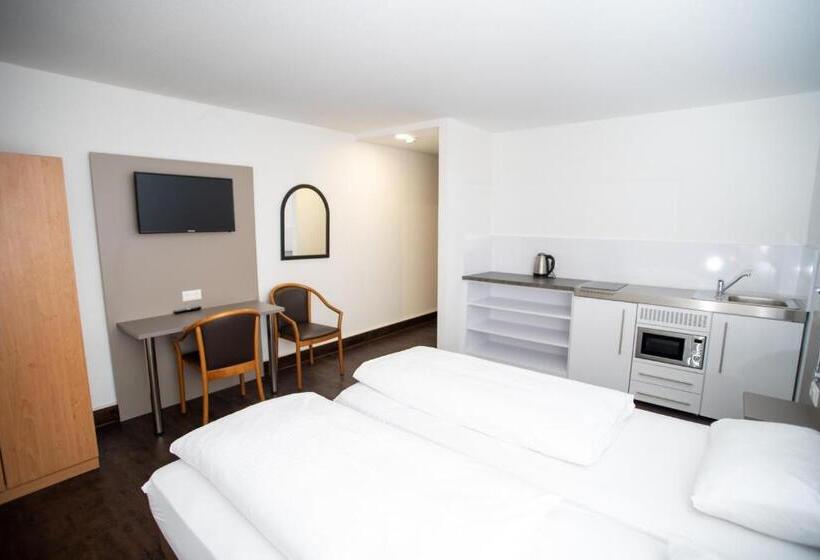 Hotel Am Schillerplatz