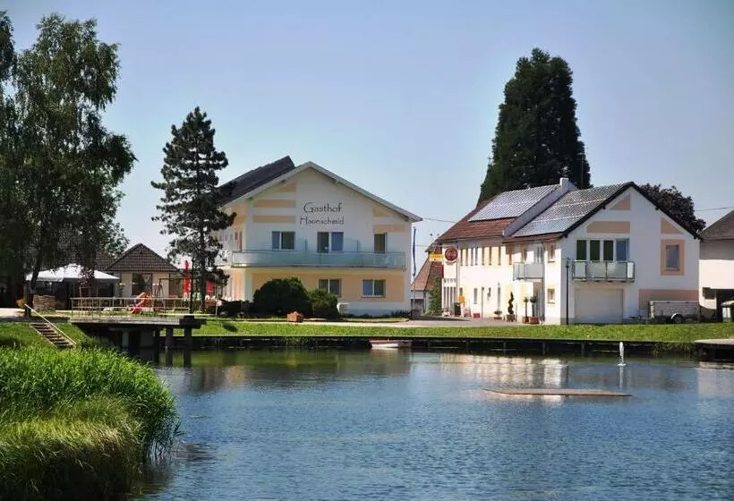 Hotelli Gasthof Und Pension Haunschmid
