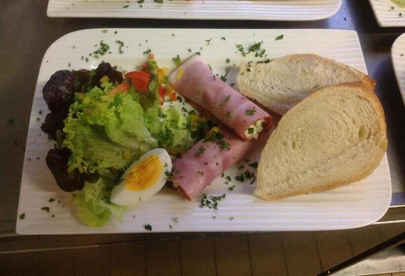 Отель Gasthof Und Pension Haunschmid