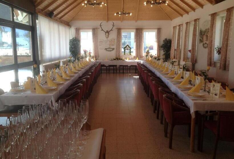 Отель Gasthof Und Pension Haunschmid