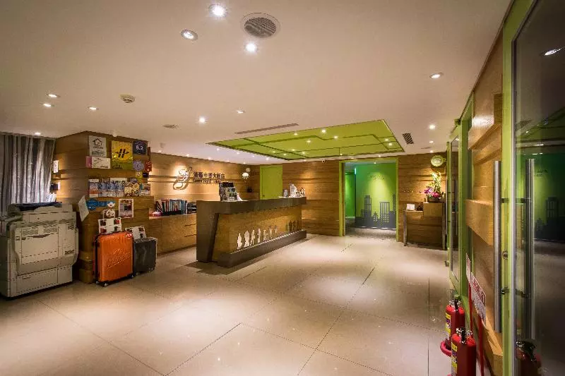 Green World Hotel   Zhonghua