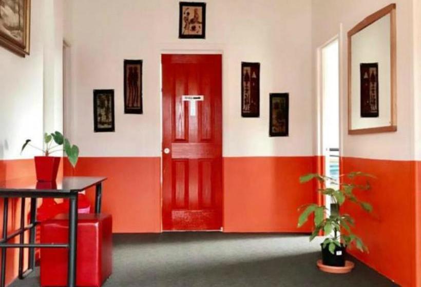 Hobart's Accommodation & Hostel