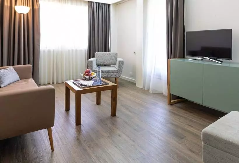 ホテル Black Tulip  Porto Gaia