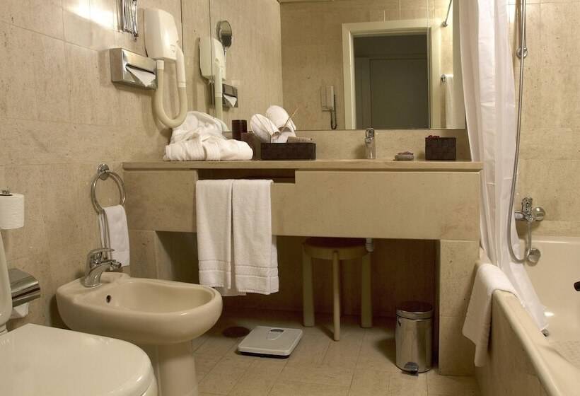 هتل Black Tulip Porto Gaia