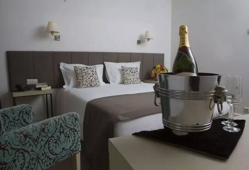 ホテル Black Tulip  Porto Gaia