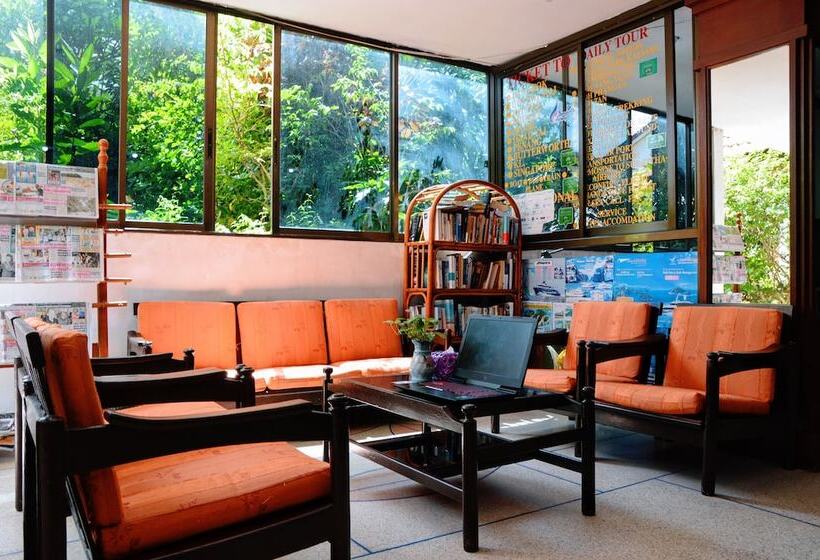 Bonny Hotel 4 Floors No Elevator