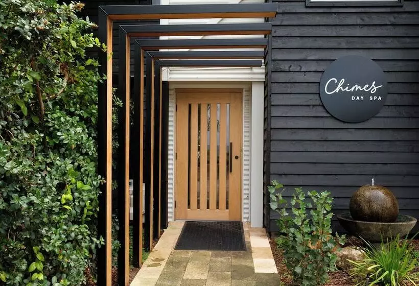 ホテル Chimes Spa Retreat
