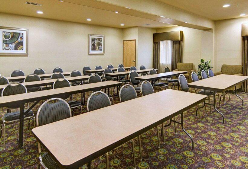 فندق Comfort Suites Lindale