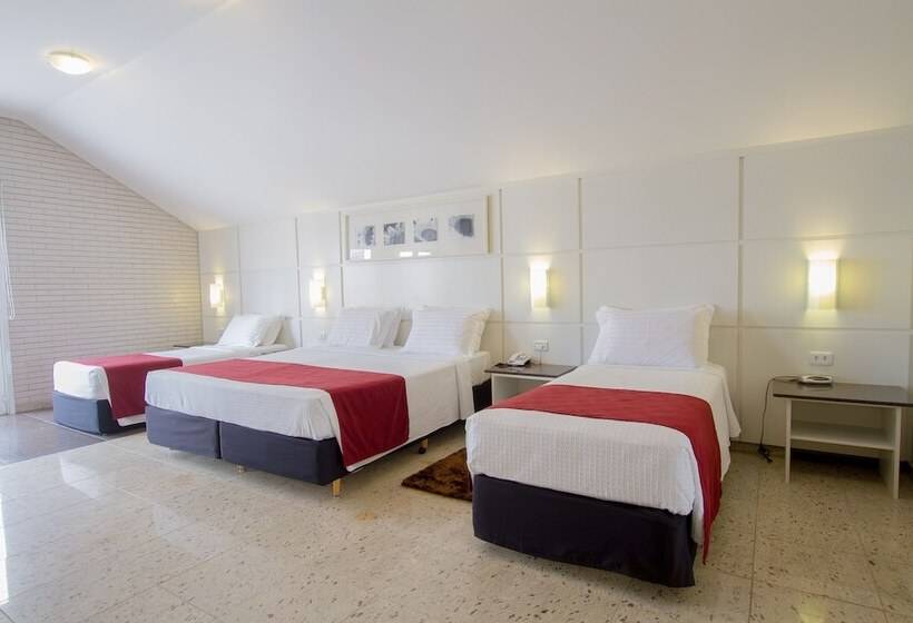 Hotel Confiance Prime Batel