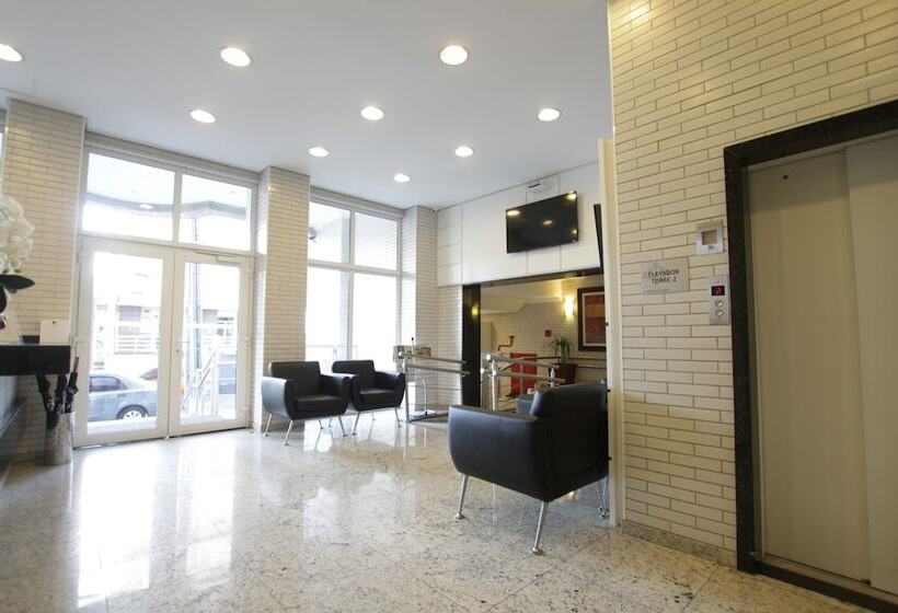 Hotel Confiance Prime Batel