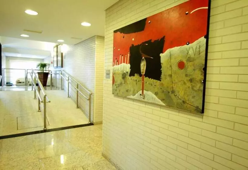 בית מלון כפרי Confiance Prime Batel