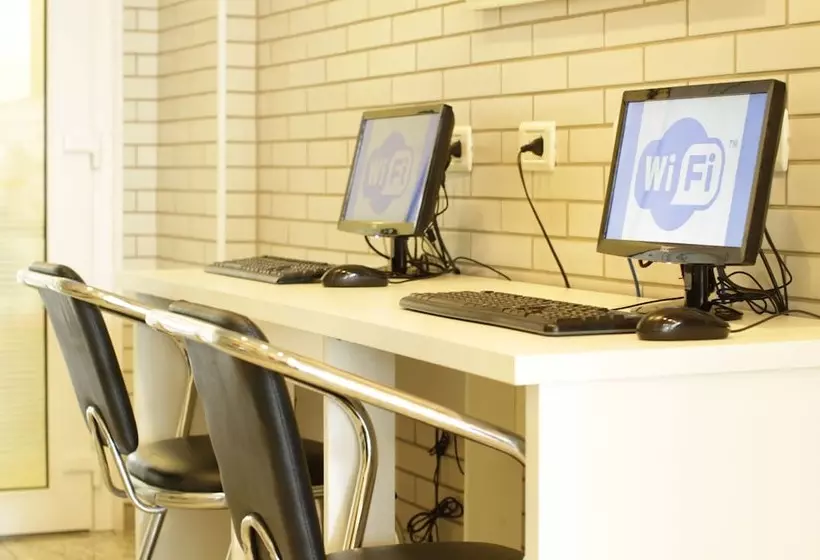 בית מלון כפרי Confiance Prime Batel