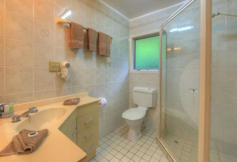 هتل Daydreamer Holiday Apartments