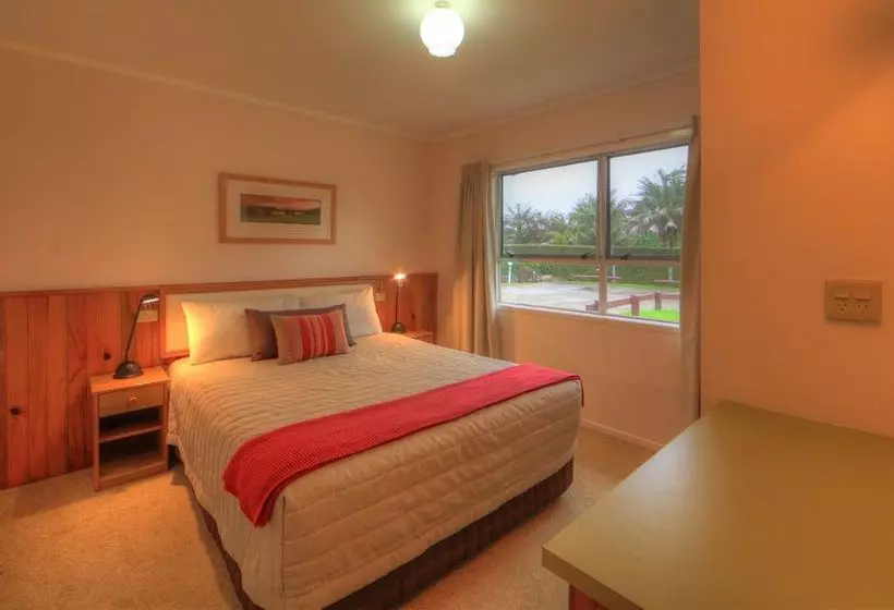 هتل Daydreamer Holiday Apartments