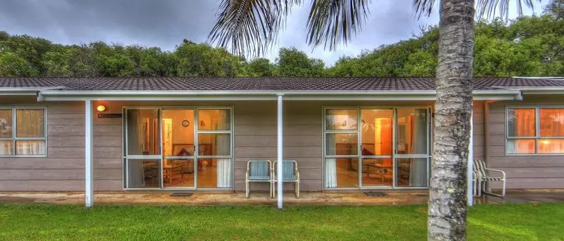 هتل Daydreamer Holiday Apartments