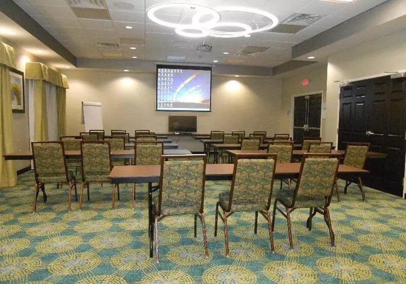 ホテル Holiday Inn Express & Suites Houston Northwest Brookhollow, An Ihg