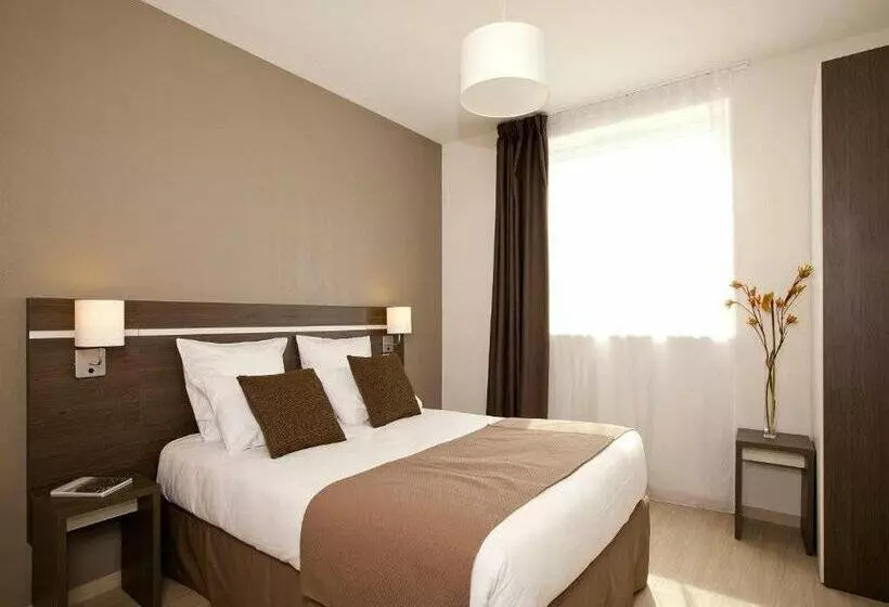 هتل Séjours & Affaires Massy Atlantis