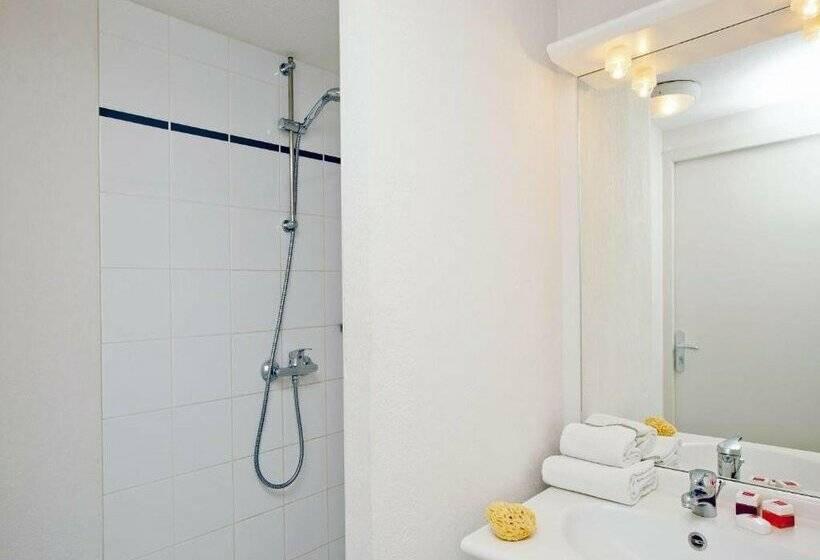 هتل Séjours & Affaires Massy Atlantis