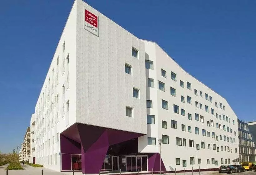 هتل Séjours & Affaires Massy Atlantis