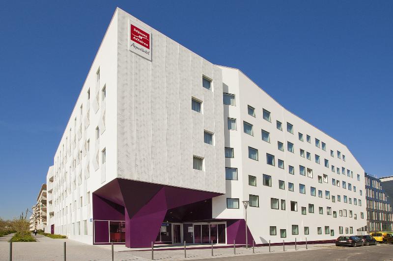 هتل Séjours & Affaires Massy Atlantis