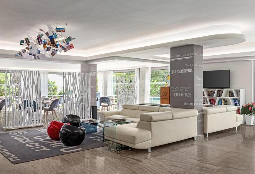 酒店 TRYP by Wyndham Corfu Dassia