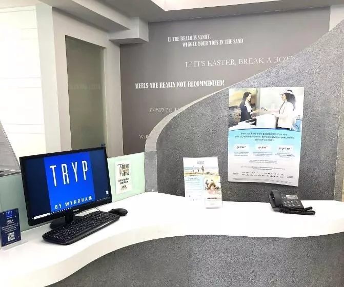 هتل TRYP by Wyndham Corfu Dassia