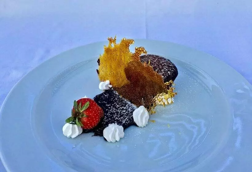 هتل TRYP by Wyndham Corfu Dassia