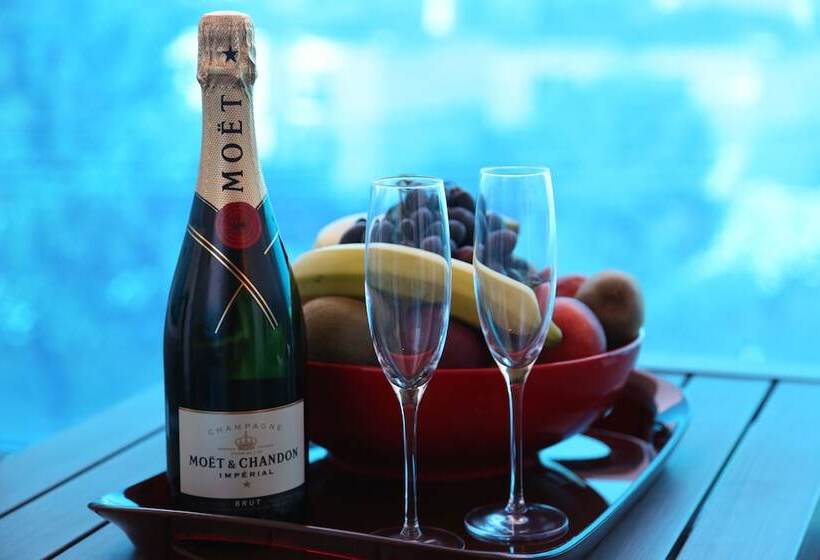 酒店 TRYP by Wyndham Corfu Dassia