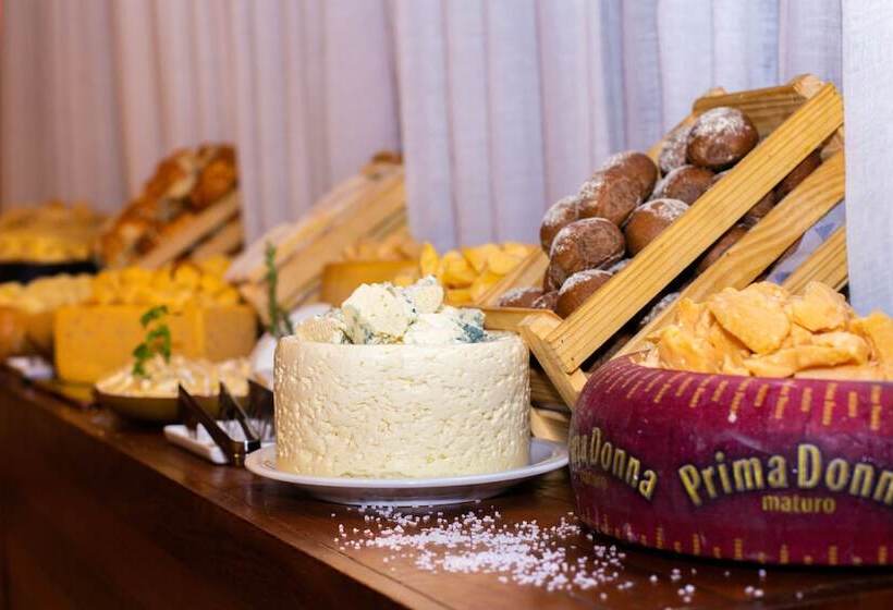 Jatiuca Hotel & Resort