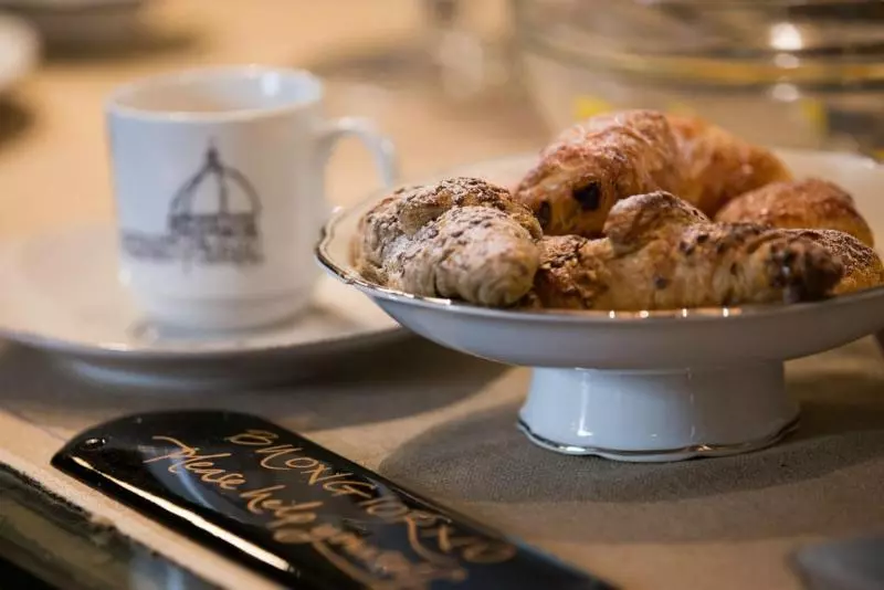 پانسیون Soprarno Suites