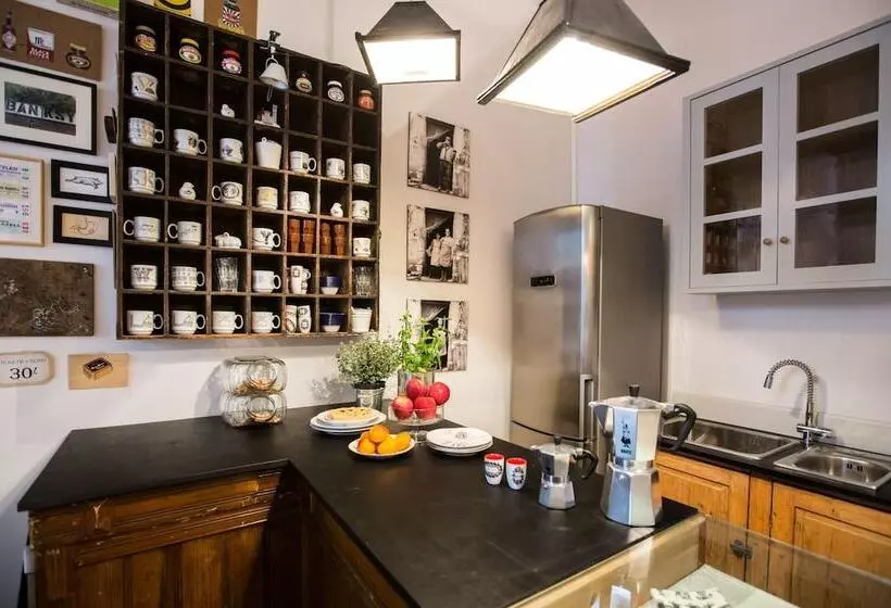 پانسیون Soprarno Suites