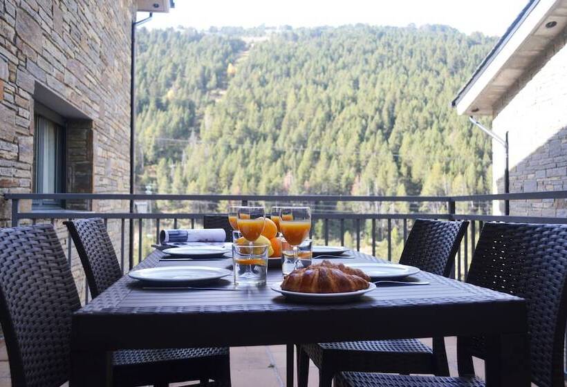 Pierre & Vacances Andorra Sunari Peretol