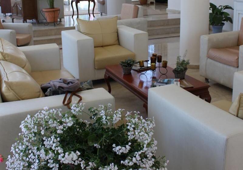 The Prince Inn Hotel & Villas