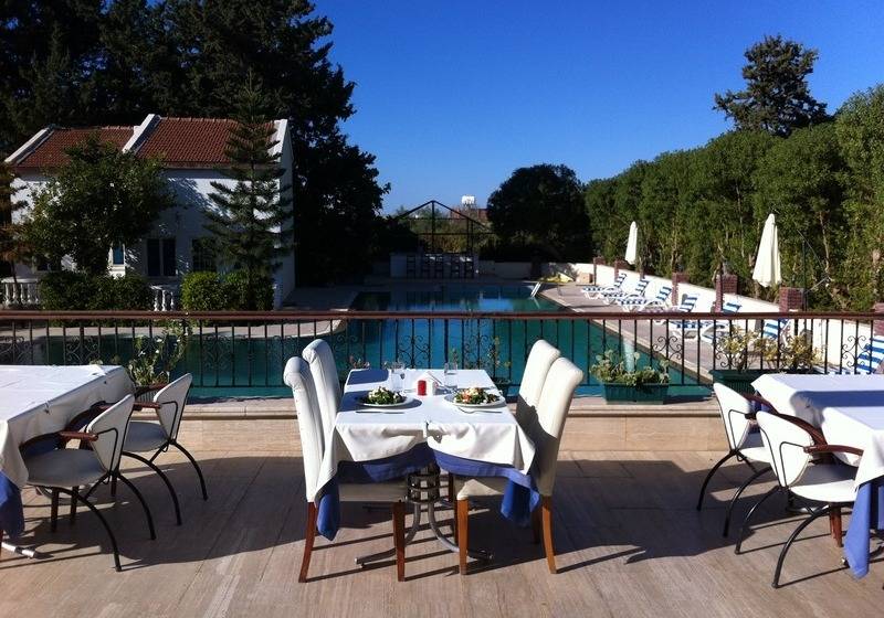 The Prince Inn Hotel & Villas