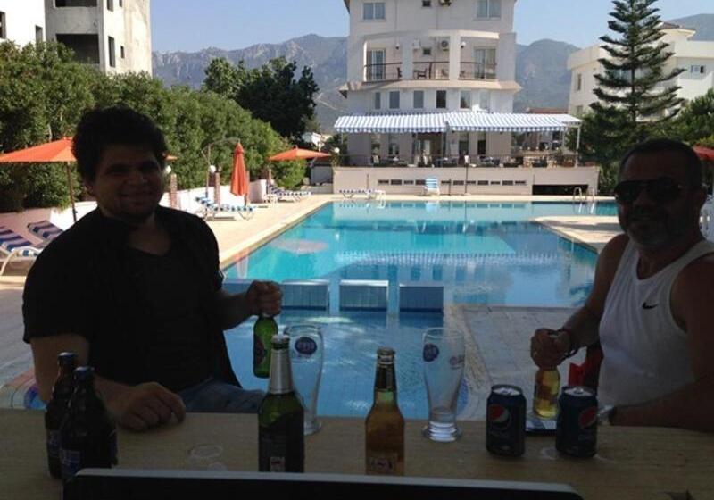 The Prince Inn Hotel & Villas