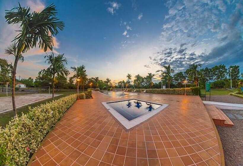 Отель Cabañas Polangy