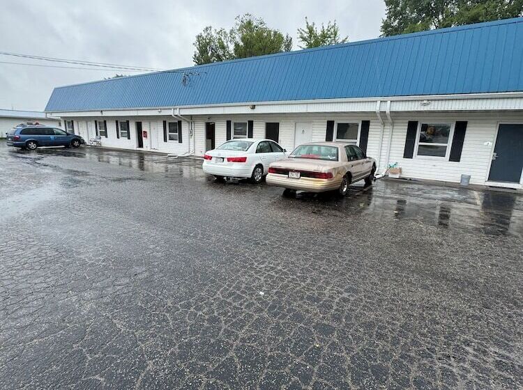 호텔 Omro & Fish Inn