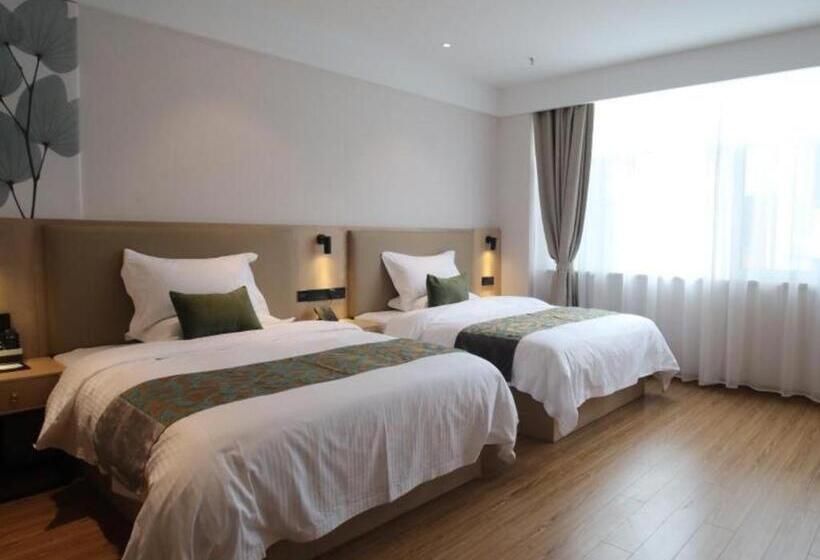 Отель Green Tree Inn Express Danyang Wuyue Square Railway Station