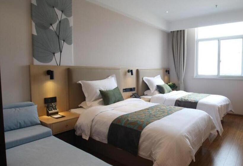 Отель Green Tree Inn Express Danyang Wuyue Square Railway Station