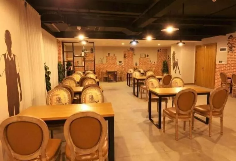 Hotelli James Joyce Coffetel Chengdu Longquan Dongfang Huada Plaza