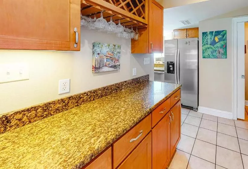 ホテル Gulfside Townhomes #40
