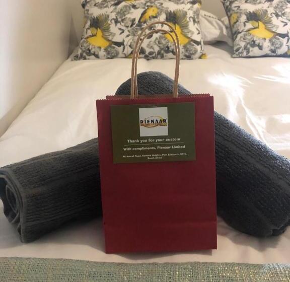 پانسیون Exclusive Townhouse At The Square