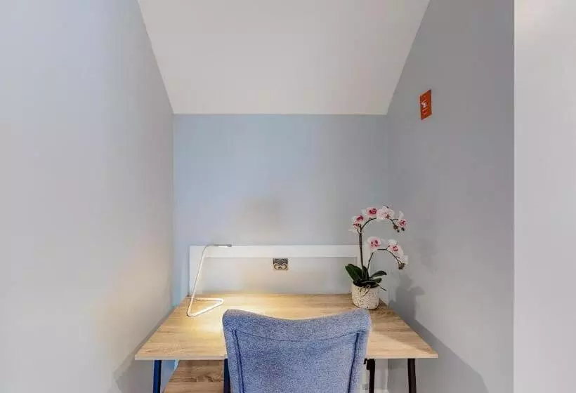 ホテル Cape Arundel House
