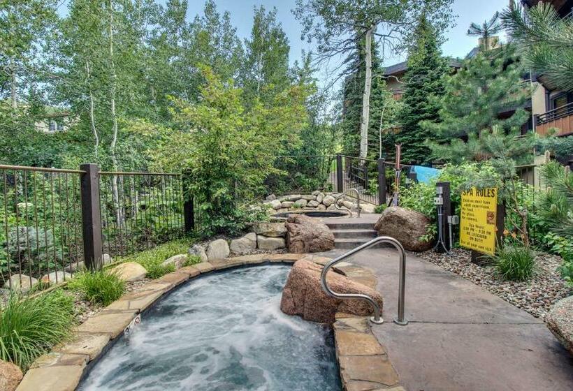 בית מלון כפרי Cozy Slopeside Condo