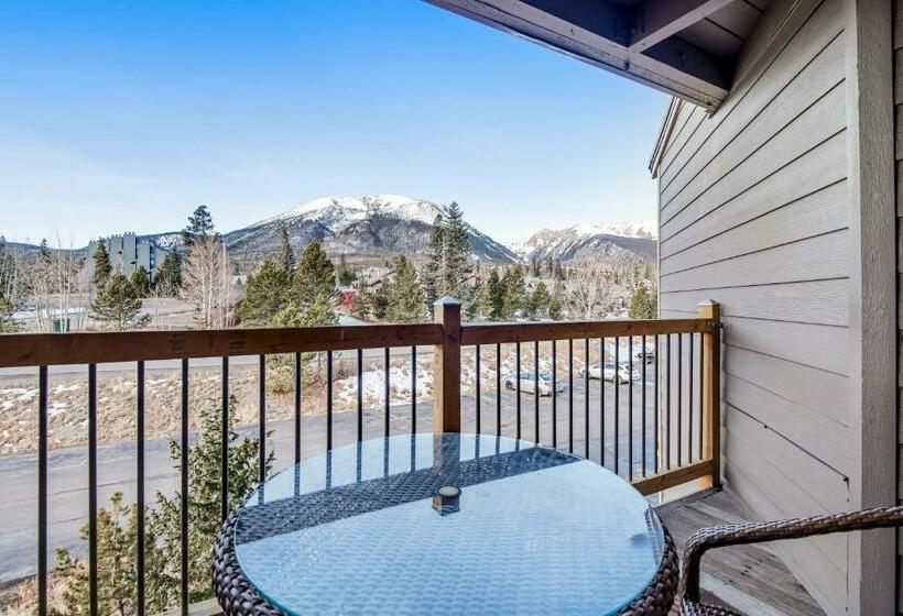 هتل Treehouse Condo Unit H202