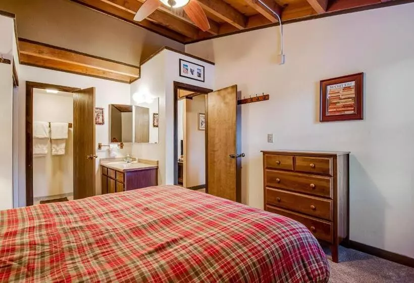 ホテル Treehouse Condo Unit H202