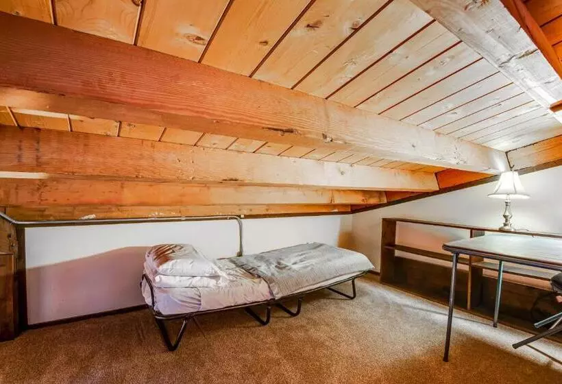 ホテル Treehouse Condo Unit H202