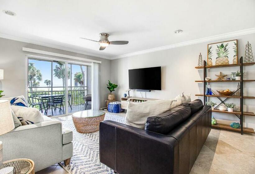 בית מלון כפרי Beach View Bliss