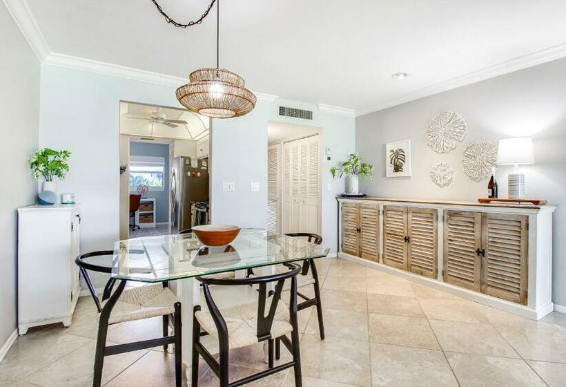 בית מלון כפרי Beach View Bliss